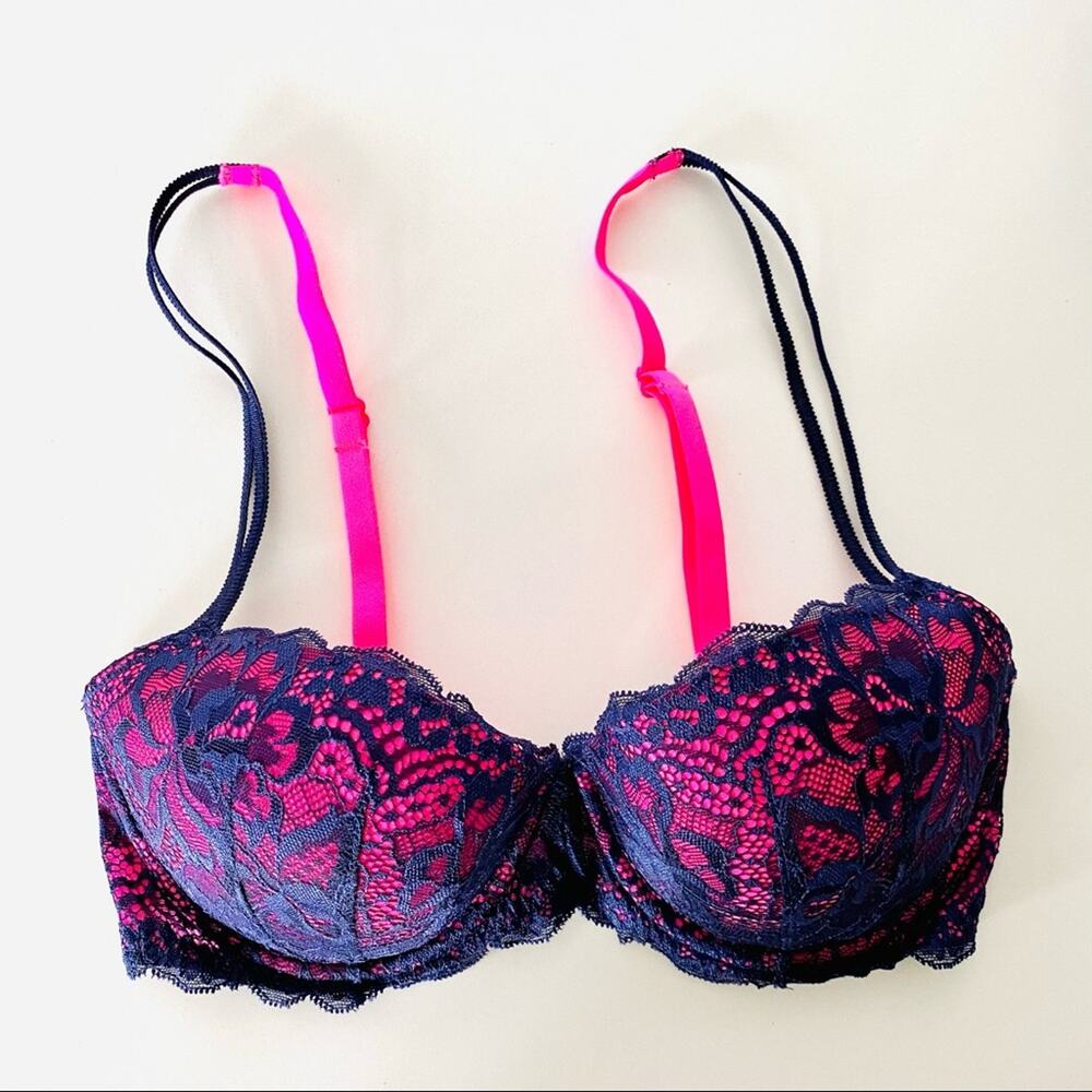 NEW VS VICTORIAS SECRET Hot Pink Navy Blue Lace Underwire Balconette Bra 32D